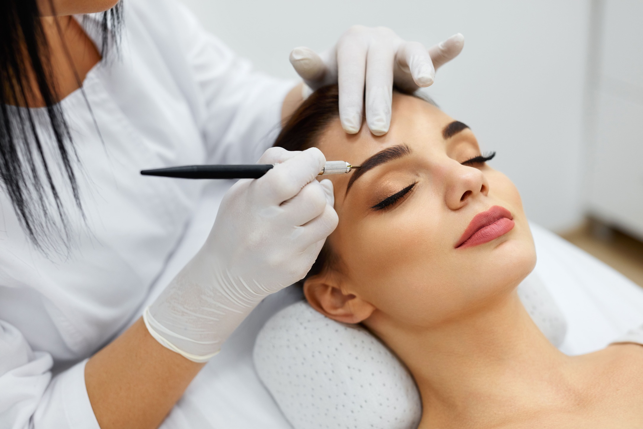 BOLLYWOOD INSTITUT DE BEAUTÉ -Soins du visage à MOISSY-CRAMAYEL